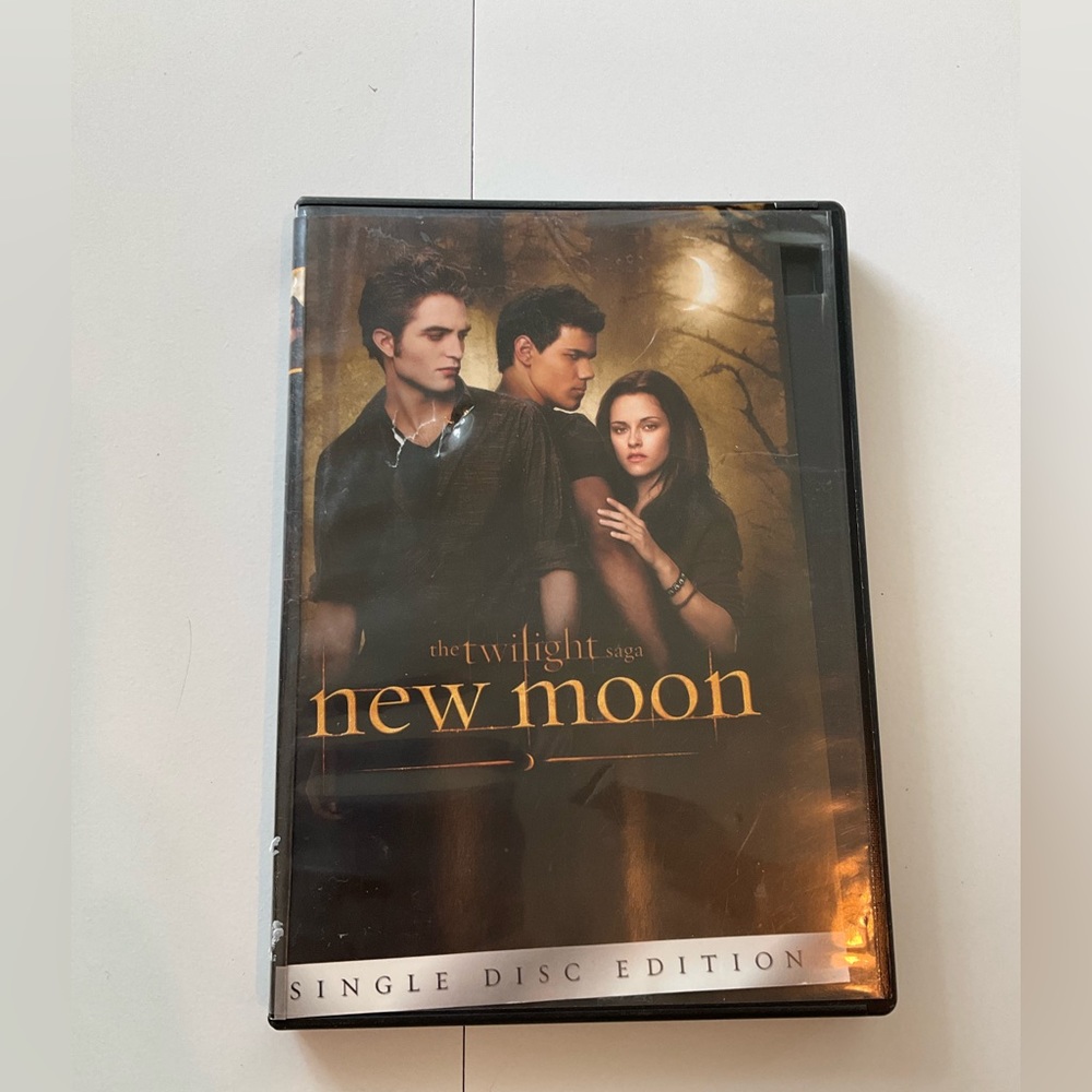 The twilight Saga new Moon DVD